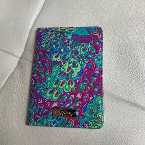 Lilly Pulitzer passport holder